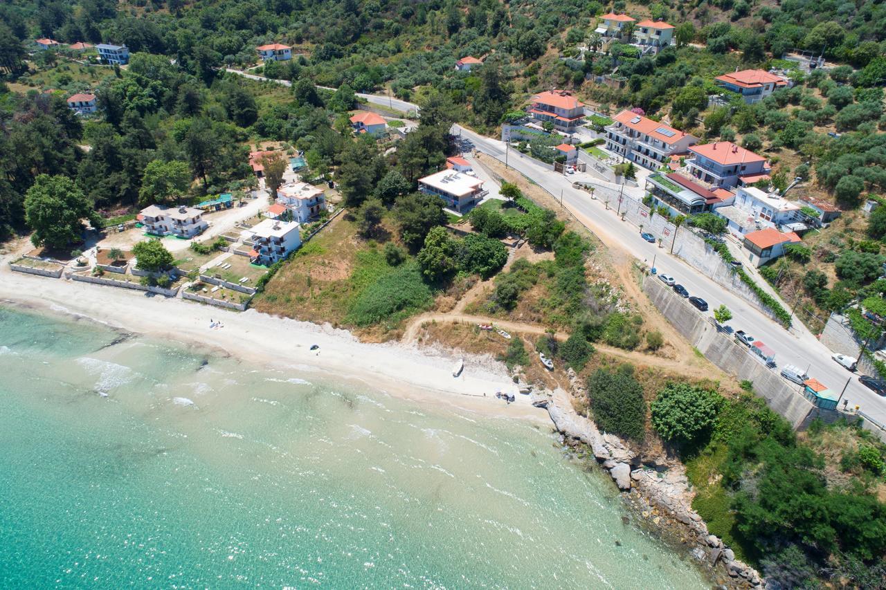 Agorastos Hotel Коинира Экстерьер фото