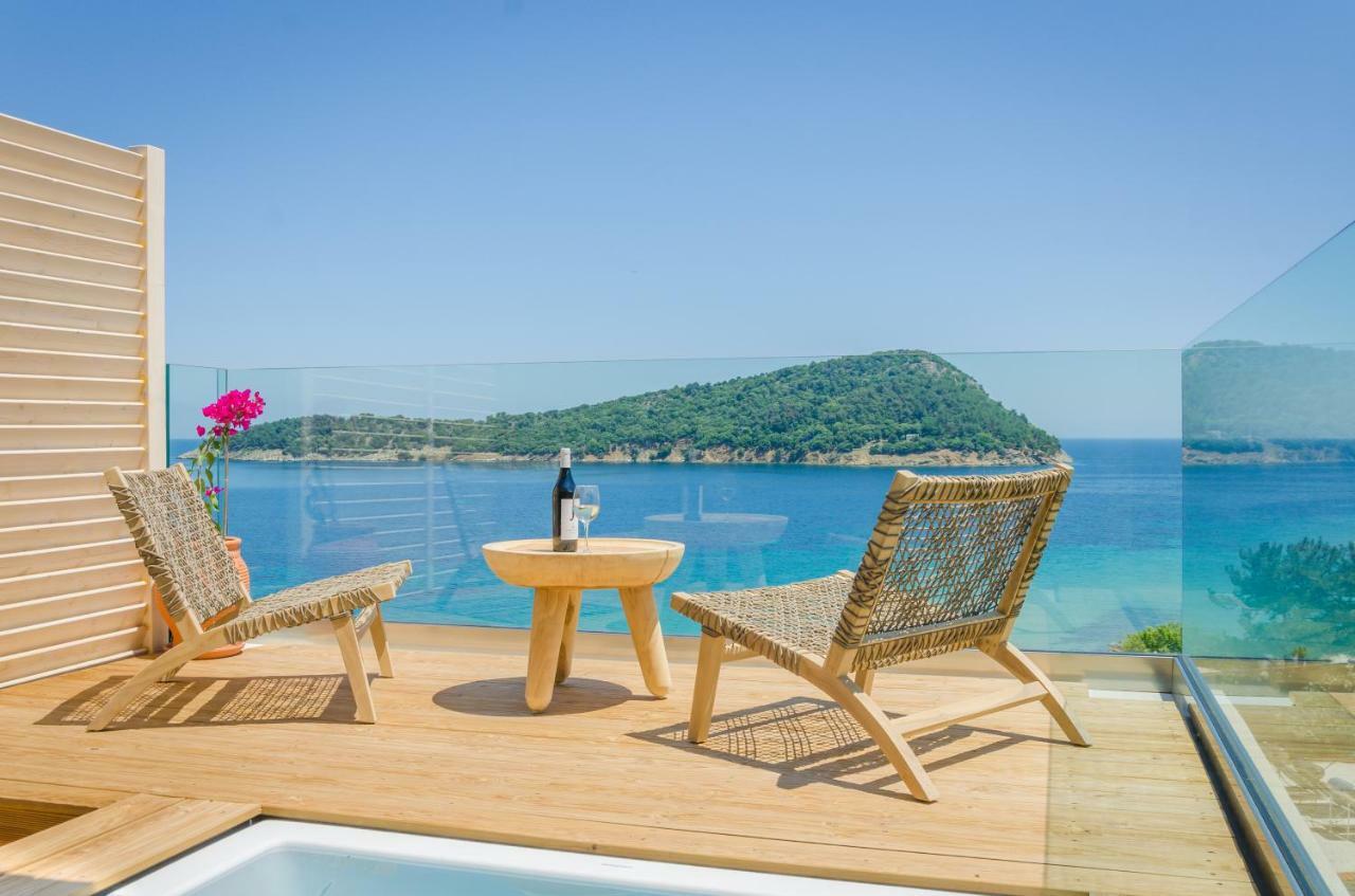Agorastos Hotel Коинира Экстерьер фото