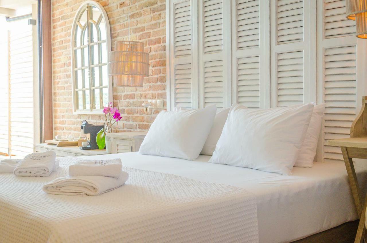 Agorastos Hotel Коинира Экстерьер фото